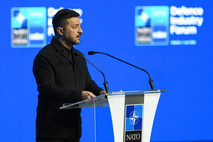 Image d'illustration de Zelensky au sommet d'Ankara et des raffineries russes