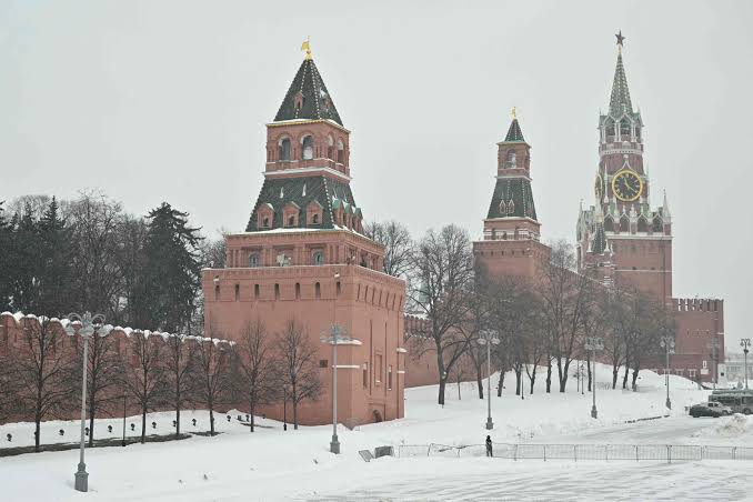 Image d'illustration des avertissements du Kremlin concernant Starlink